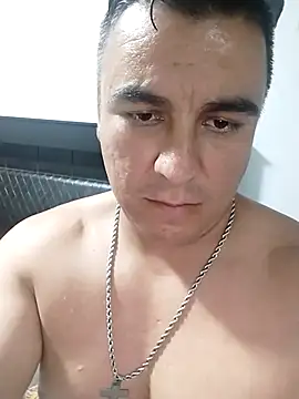 caramelodechile online show from October 3, 2025, 10:11 pm