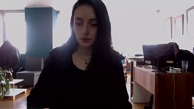 amellie ros online show from March 20, 2025, 2:42 pm