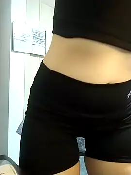 amellie ros online show from February 23, 2025, 5:29 pm