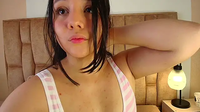 Emily Trujillo online show from September 17, 2025, 7:05 pm