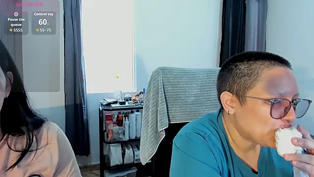 Snapshot of Mabelydani chatting on March 1, 2026, 10:21 pm Mabelydani online show from March 1, 2026, 10:21 pm