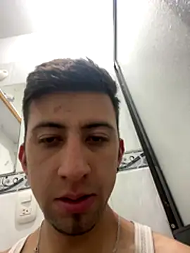 Snapshot of stivevv chatting on October 26, 2025, 6:25 am stivevv online show from October 26, 2025, 6:25 am