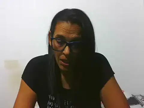 Snapshot of latinbrunettet chatting on February 15, 2025, 9:28 pm latinbrunettet online show from February 15, 2025, 9:28 pm