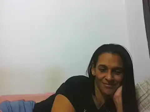 Snapshot of latinbrunettet chatting on January 10, 2025, 2:02 pm latinbrunettet online show from January 10, 2025, 2:02 pm