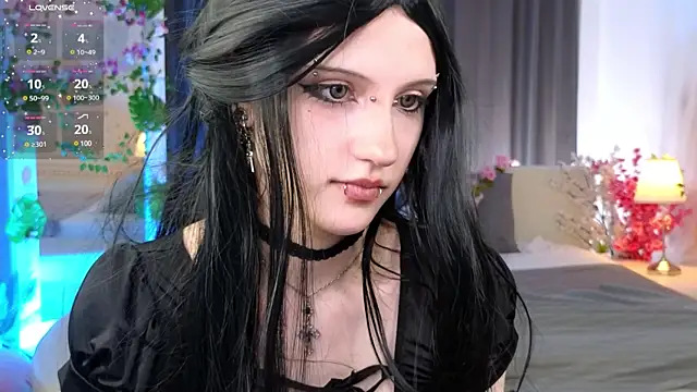 dark vamp  online show from March 4, 2025, 4:20 pm