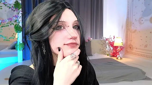 dark vamp  online show from March 4, 2025, 7:22 pm