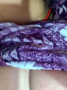 PeaCoooock online show from November 16, 2025, 6:12 pm