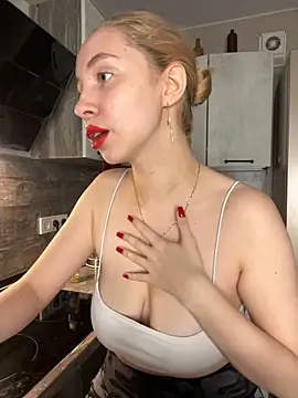 Kitty Katrine online show from October 23, 2025, 4:05 pm