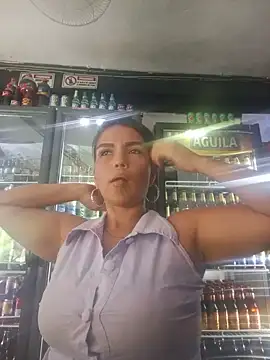 mariana mauricio hot online show from May 28, 2026, 9:32 pm