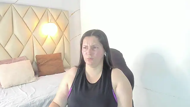 angelswets online show from July 22, 2026, 1:57 pm