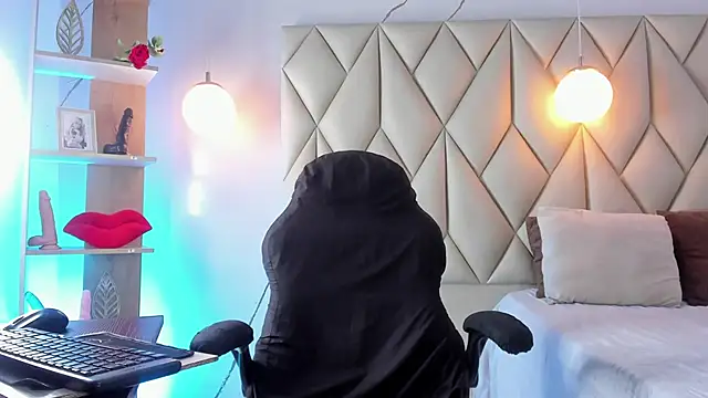 angelswets online show from April 30, 2026, 2:24 pm