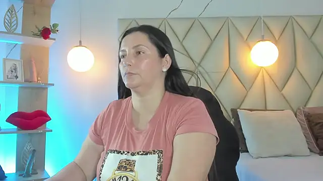 angelswets online show from May 6, 2026, 2:10 pm