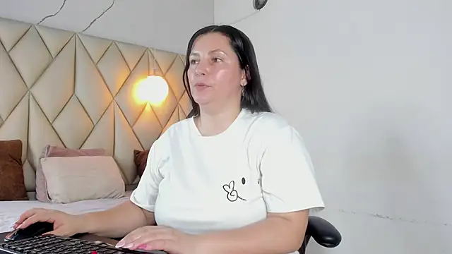 angelswets online show from August 1, 2026, 2:59 pm