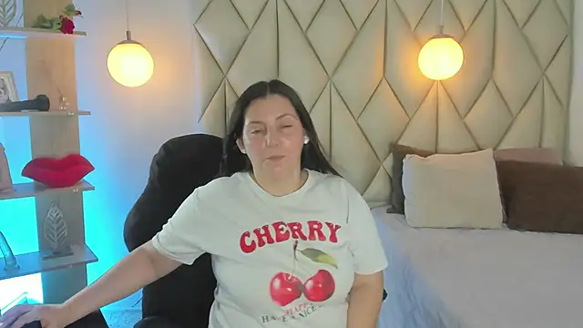 angelswets online show from May 10, 2026, 1:57 pm
