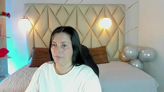 angelswets online show from June 26, 2026, 2:12 pm