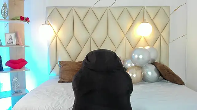 angelswets online show from June 24, 2026, 2:26 pm