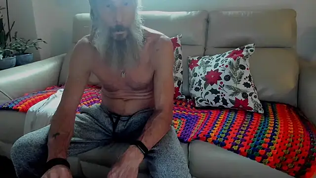 mindphu k online show from November 26, 2025, 3:23 pm