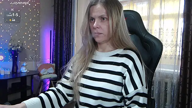 JessieOMays online show from March 18, 2025, 8:17 am