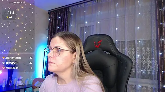 JessieOMays online show from February 27, 2025, 11:48 pm