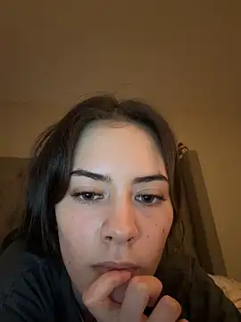 wasianbabygirll online show from April 9, 2026, 1:29 am
