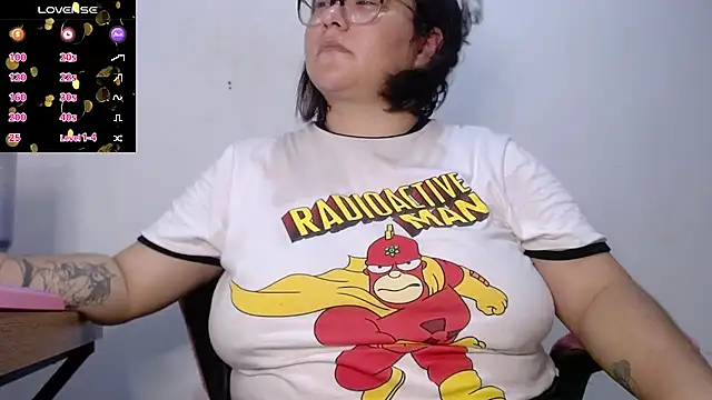 CinnamonCookiez online show from November 9, 2025, 4:49 am