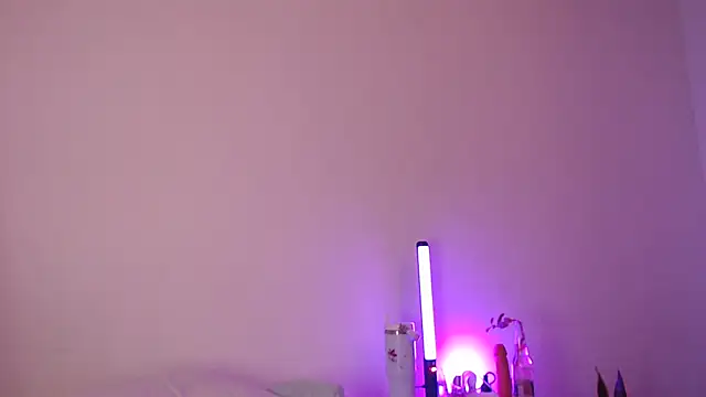 EffyScarlet online show from October 23, 2025, 10:47 am