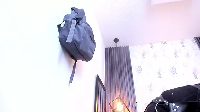 brigittemiller online show from November 18, 2025, 4:21 pm