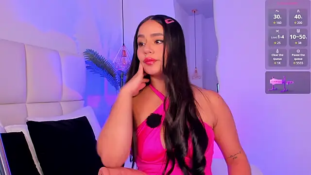 zoe rivers online show from June 23, 2026, 10:19 pm