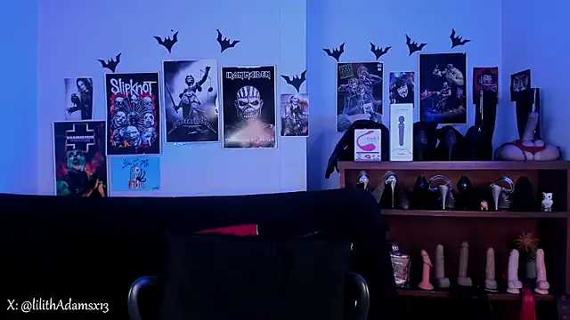 lilith-deveraux online show from March 6, 2026, 2:23 pm