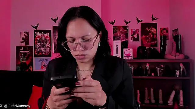 lilith-deveraux online show from February 12, 2026, 3:12 pm