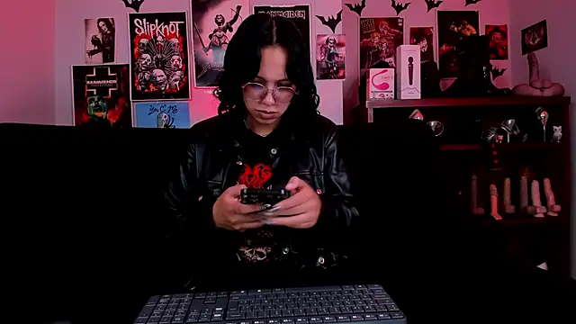 lilith-deveraux online show from May 5, 2026, 3:15 pm