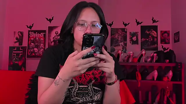 lilith-deveraux online show from August 1, 2026, 8:07 pm