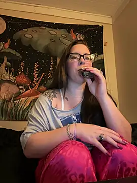 Snapshot of trippykittyyy chatting on January 11, 2025, 4:27 am trippykittyyy online show from January 11, 2025, 4:27 am