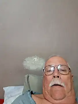 Snapshot of NawtyB1965 chatting on June 12, 2026, 3:15 am NawtyB1965 online show from June 12, 2026, 3:15 am