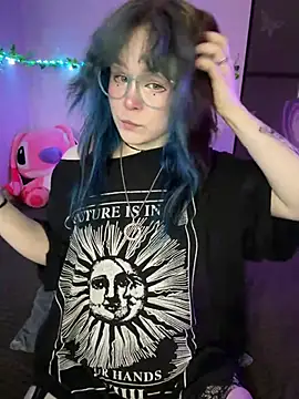 MaddisonHaas online show from June 19, 2026, 4:02 pm