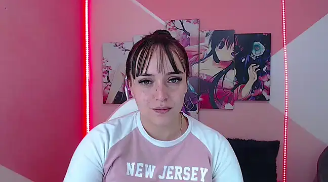 anyela bubble19  online show from January 30, 2025, 1:44 am