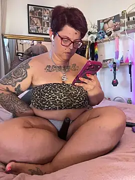 SunshineLexi online show from April 24, 2026, 6:26 am