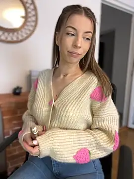 Mia Ethan online show from October 2, 2025, 7:23 am