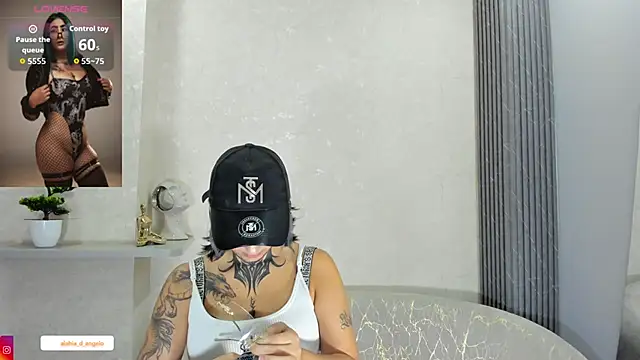 Alahia Dangelo online show from June 14, 2026, 4:41 pm