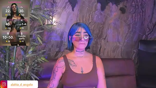 Alahia Dangelo online show from December 14, 2025, 2:22 pm