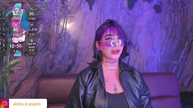 Alahia Dangelo online show from November 12, 2025, 5:28 pm