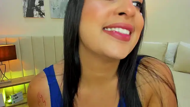 Snapshot of DaniRousse chatting on March 22, 2026, 12:25 am DaniRousse online show from March 22, 2026, 12:25 am