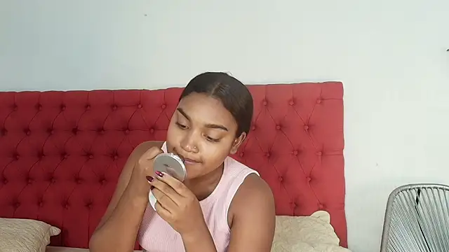 kayna gomez online show from July 16, 2026, 7:11 pm