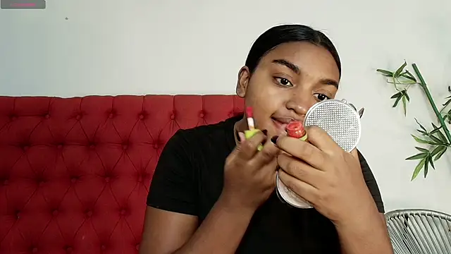 kayna gomez online show from July 23, 2026, 7:21 pm