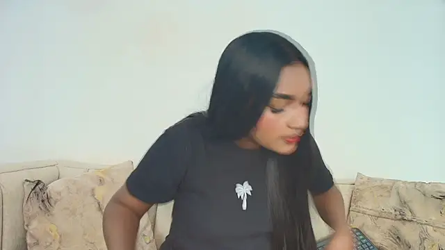 kayna gomez online show from September 25, 2025, 7:42 pm