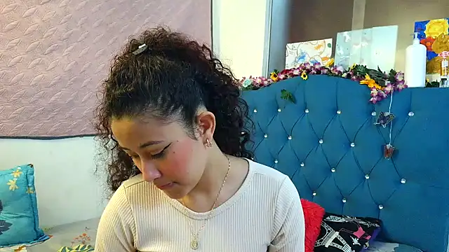 Milkdulce1 online show from March 19, 2026, 1:55 pm