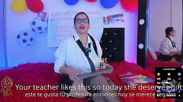 vaiolet triana online show from June 24, 2026, 8:39 pm