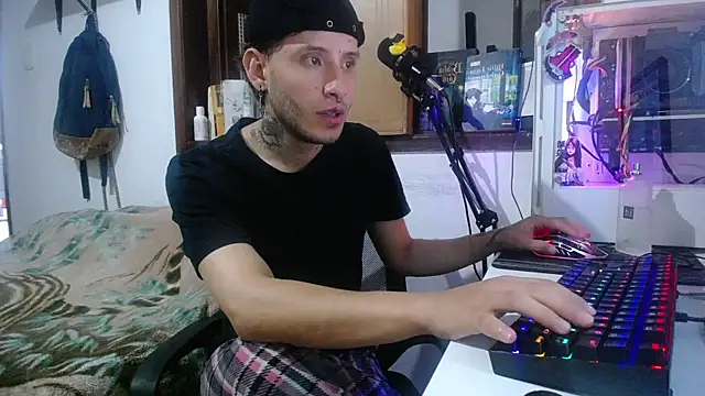 esjrobles online show from February 26, 2025, 8:15 pm