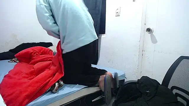 esjrobles online show from October 4, 2025, 12:28 pm