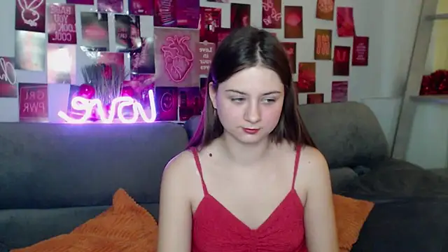 MilanaRoza online show from November 30, 2025, 8:04 am